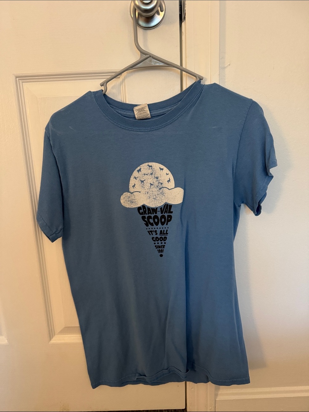 Blue 'Cran-Val Scoop' Graphic Kids Tee